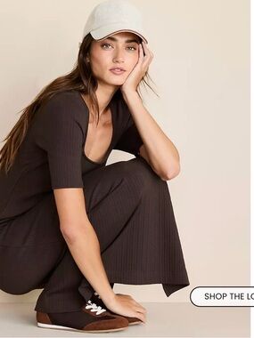 Lou & Grey Ribbed Maxi Elbow Sleeve Dress